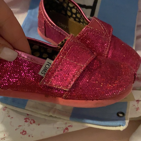 Pink sparkle toms - Picture 4 of 7